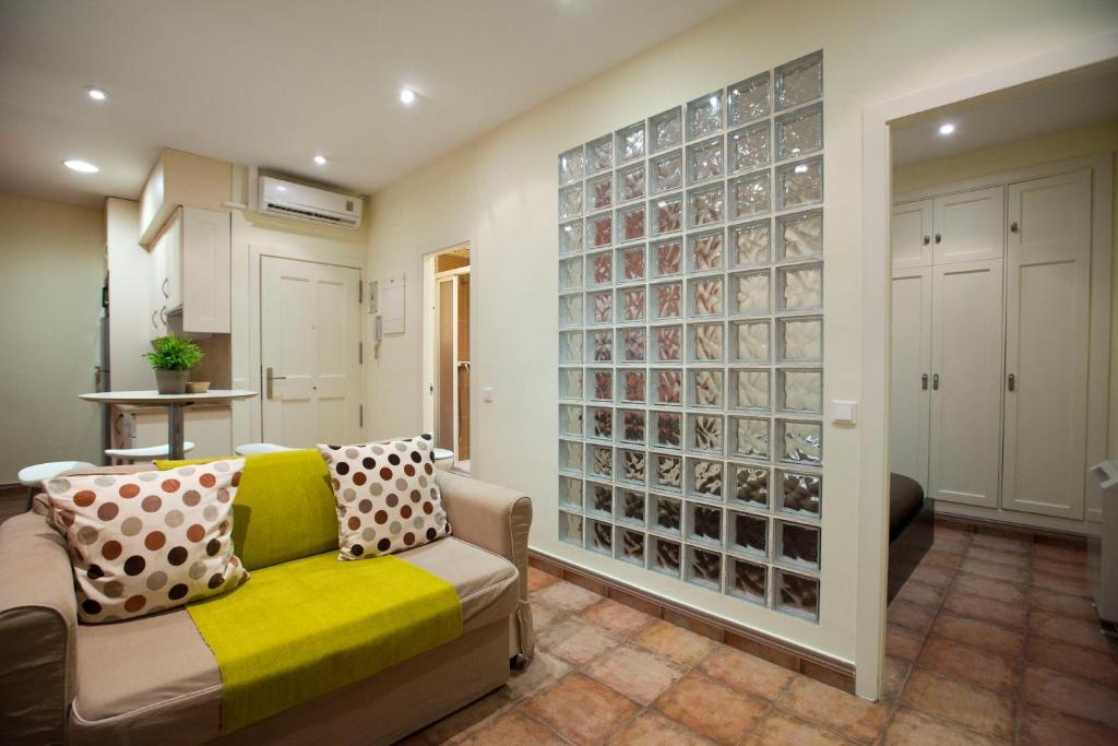 Tirso De Molina Apartment *