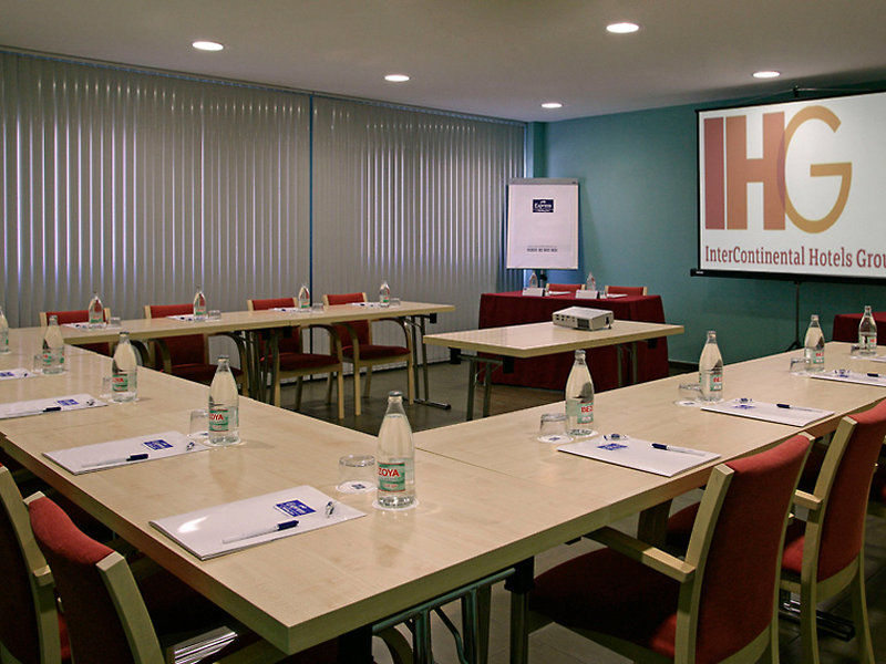 Aeropuerto T1 T2 T3 Hotel Madrid