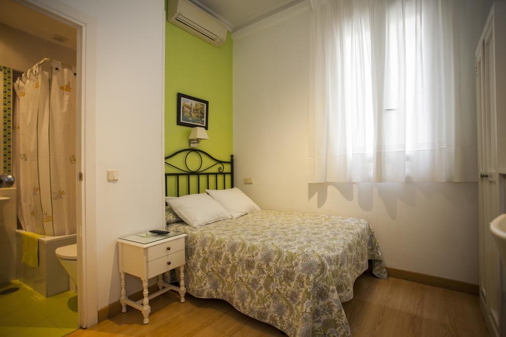 Ava Casa de hóspedes *