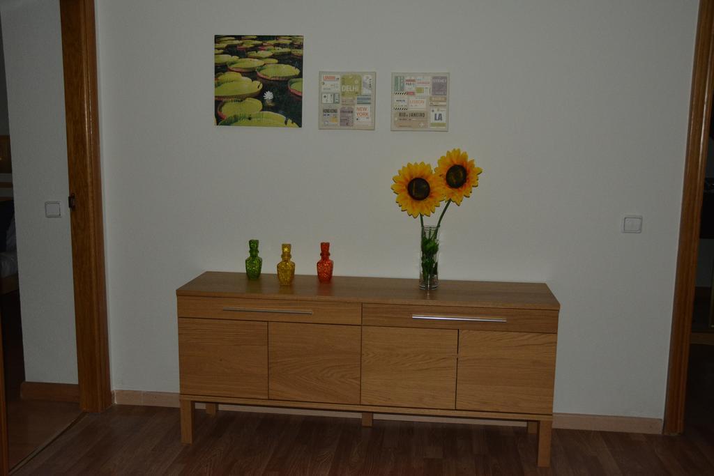 Apartment For Barrio Del Pilar Temporal Sar28