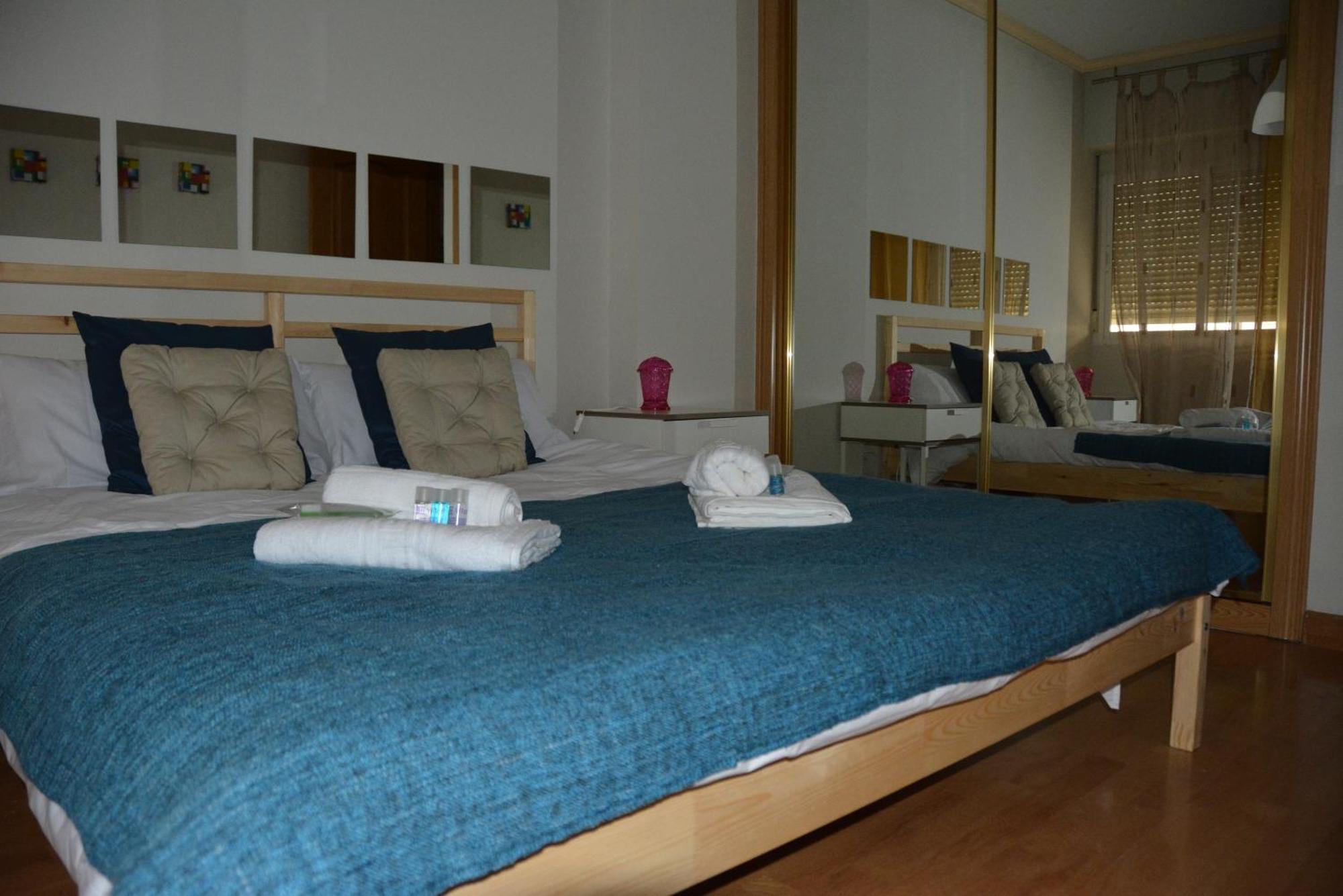 Apartment For Barrio Del Pilar Temporal Sar28 Madrid