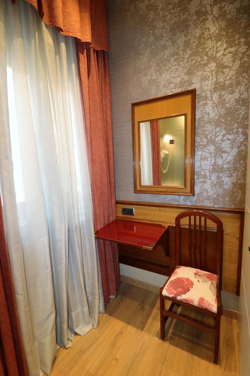 Hispano - Argentino Gran Via 3* Madrid