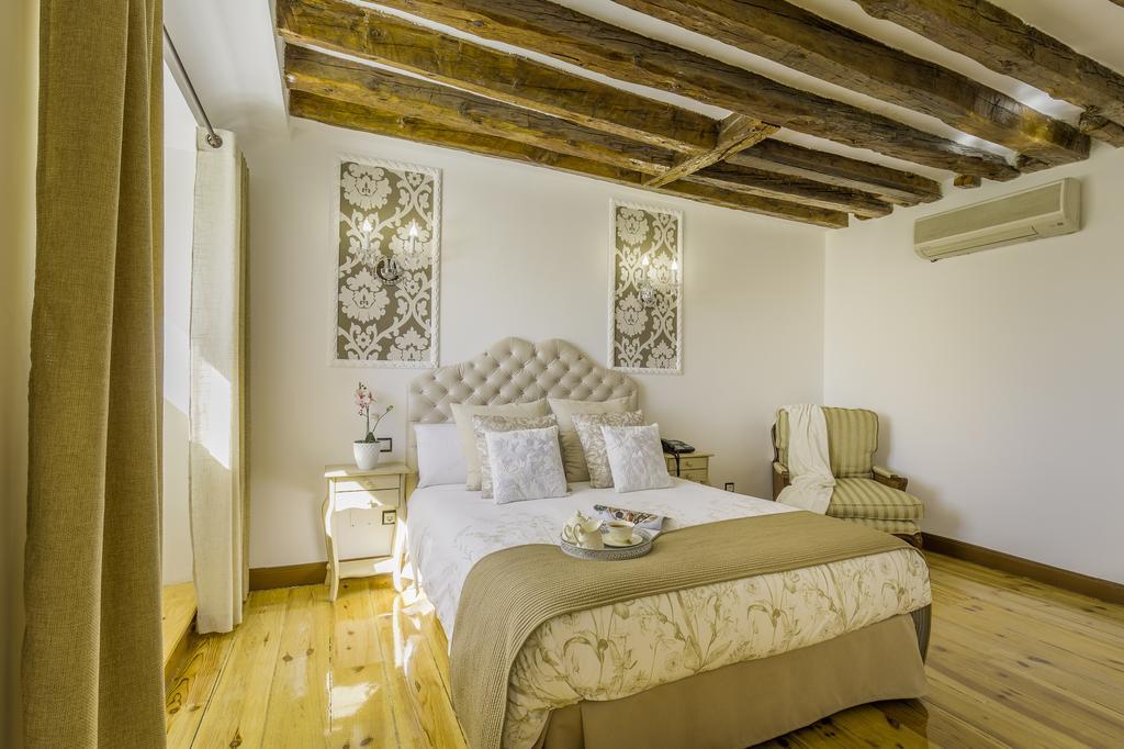 Oriente Palace Aparthotel Madri