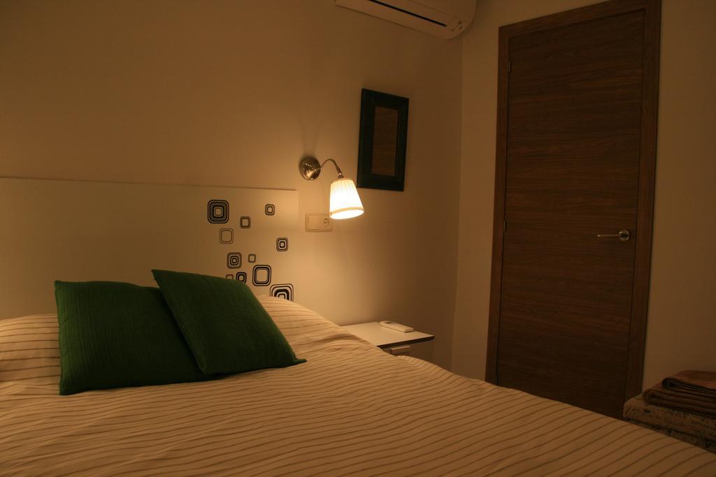 Rent 1 Apartment *
