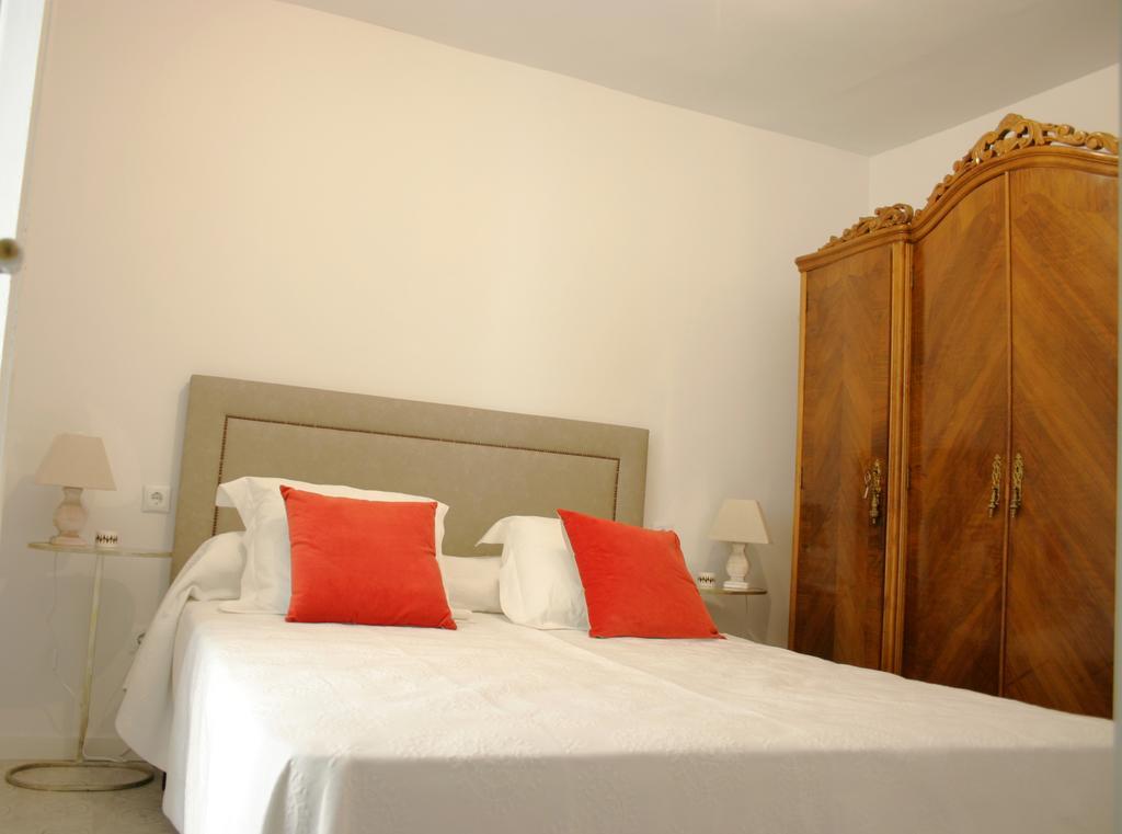 Plaza De La Paja Regio Apartment