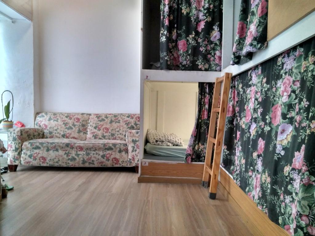 D'hostel Hostel *
