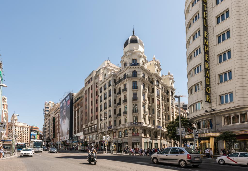 Apartment Chic Gran Via *