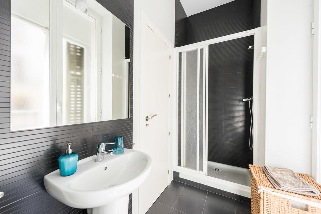 Apartment Chic Gran Via *