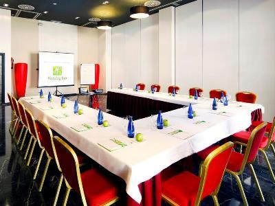 - Tablas By Ihg Madrid