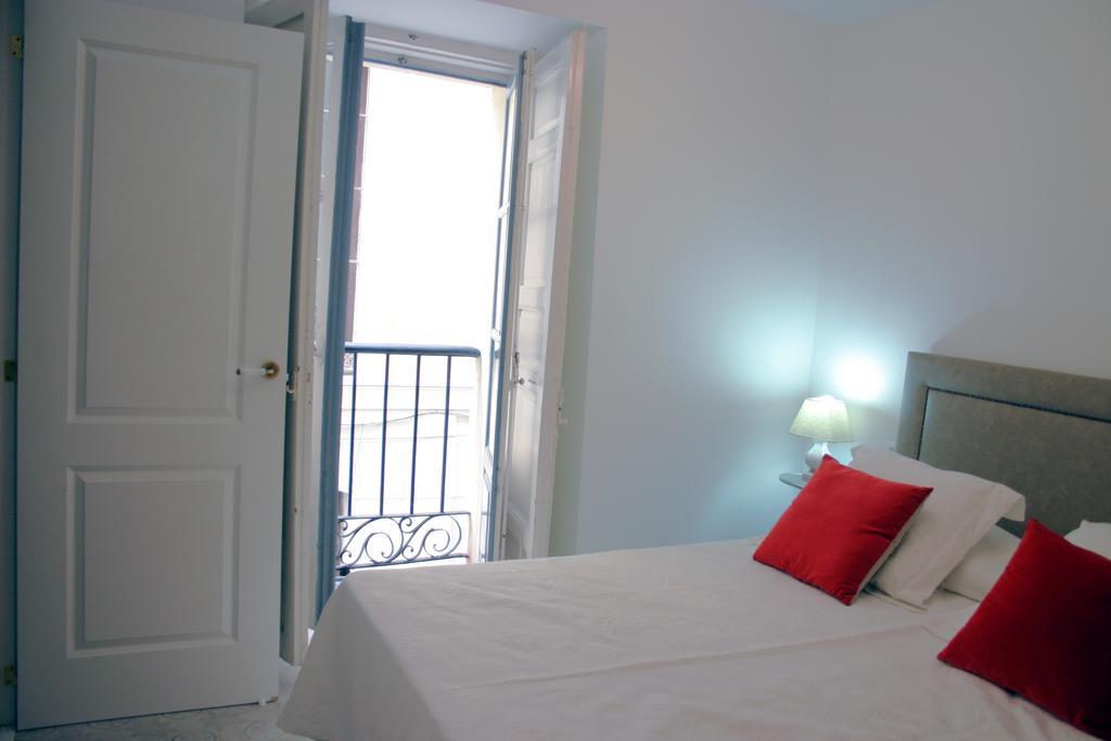 Plaza De La Paja Regio Apartment *