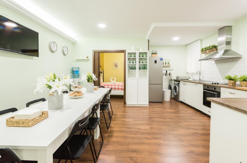 Great Apartment Near Plaza Mayor Large Groups Apartment Madrid