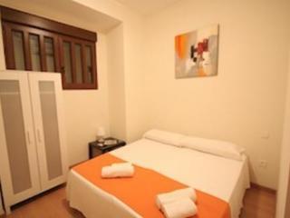 Km1 Tirso De Molina Hotel *