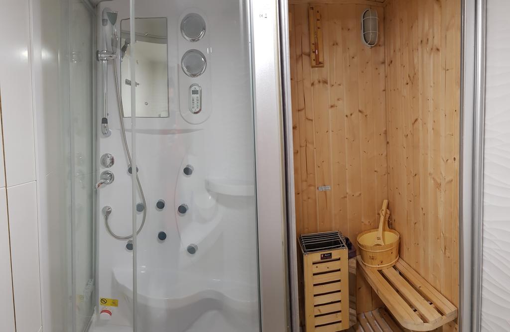 Village Love Apartment