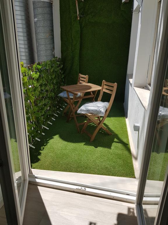 Village Love Apartment