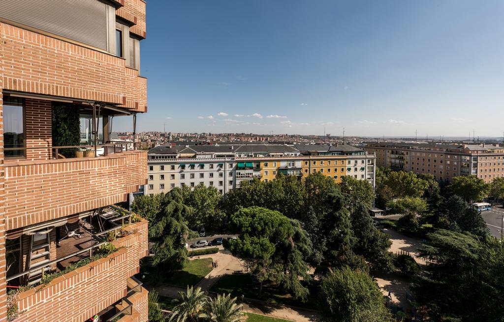 Apartment Torre Retiro City Center Madrid