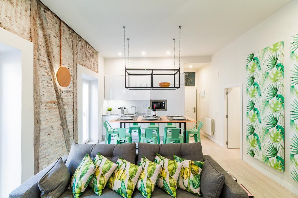 Latina I Apartment *
