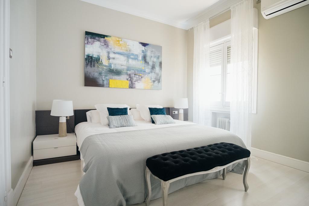 I Salamanca På 220 M². Soveværelser: 4. Private Badeværelser: 3. * Madrid