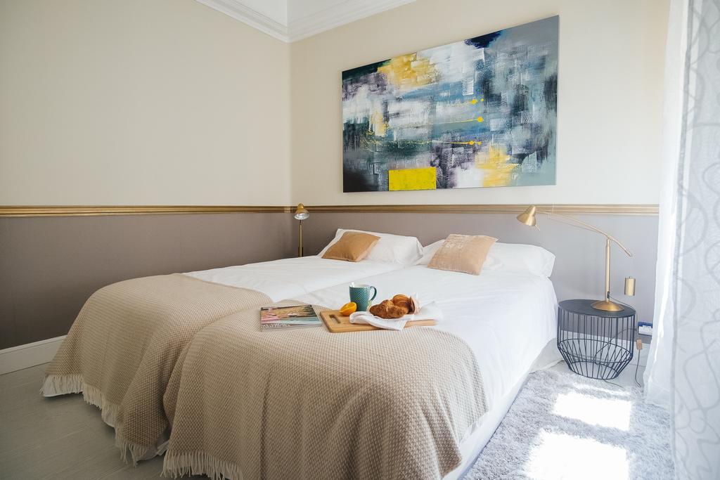 Lejlighed I Salamanca På 220 M². Soveværelser: 4. Private Badeværelser: 3. Madrid