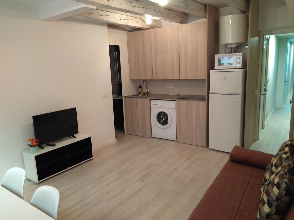 Apartment Village Love Madrid