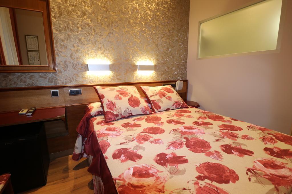 Hispano - Argentino Gran Via Guest house 3*