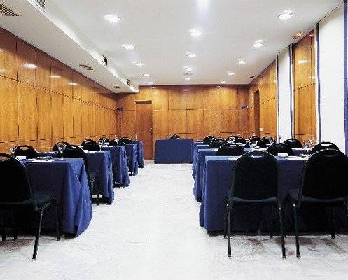 Avani Alonso Martinez Hotel 4*