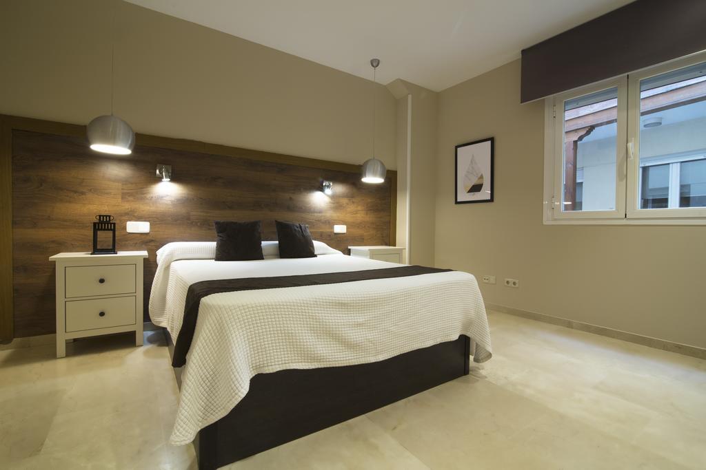 Mercury Apartment