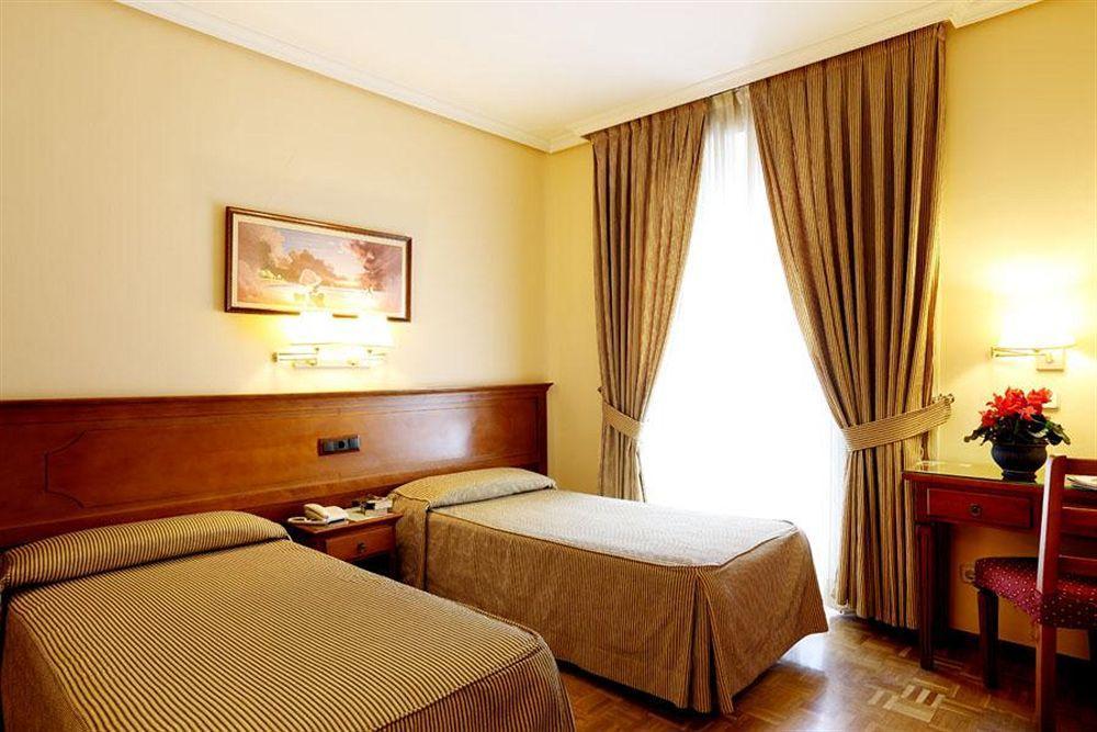 Macarena Guest house 2*