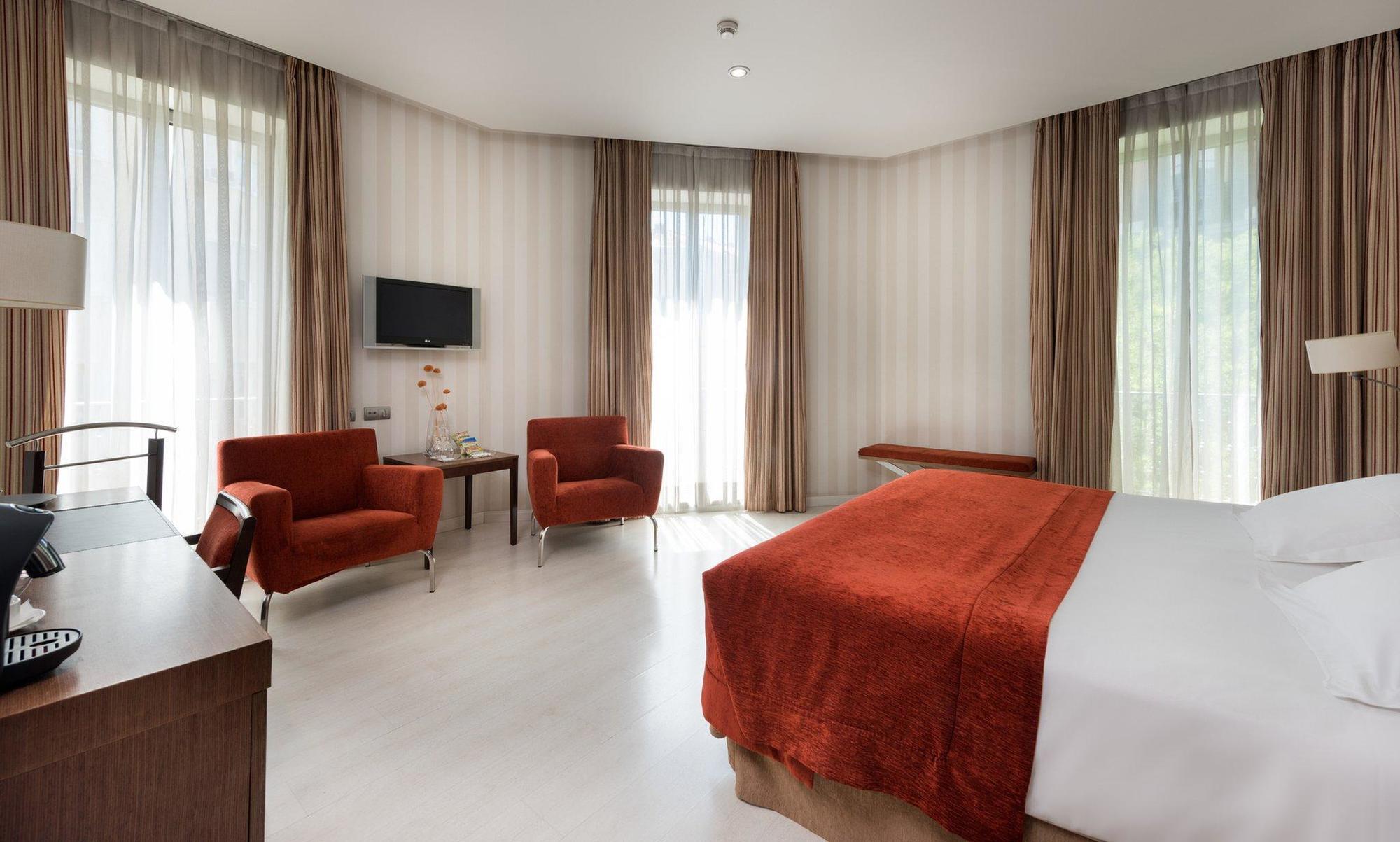 Hotel Totem Madrid, A Small Luxury Of The World Madrid