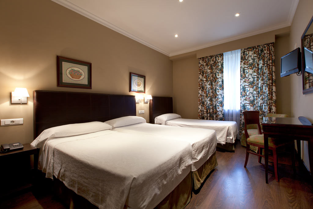 Moderno Puerta Del Sol Hotel 3*