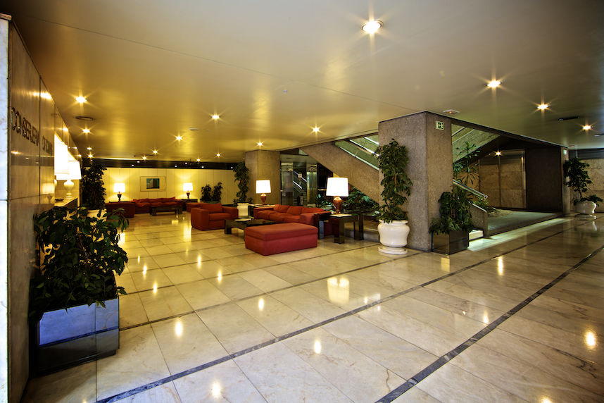 Lejlighed Pierre & Edificio Eurobuilding 2