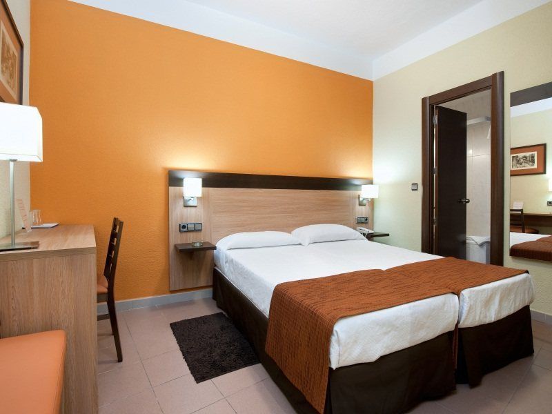 Guest house Ballesta 2*