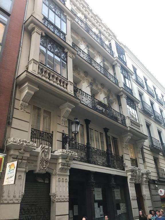 El Botones - Huertas Apartment