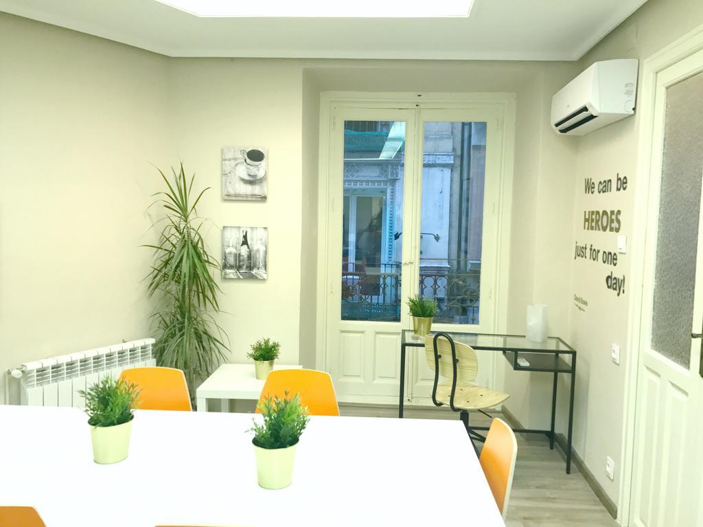 El Botones - Huertas Apartment