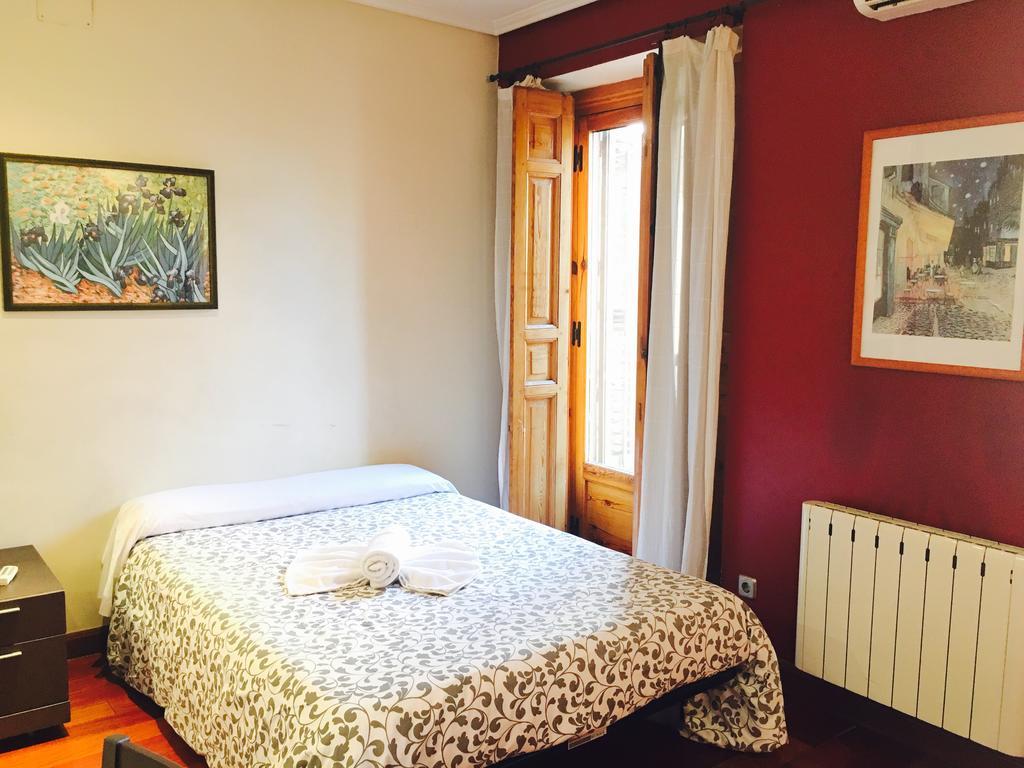 Apartment Good Prado Madrid