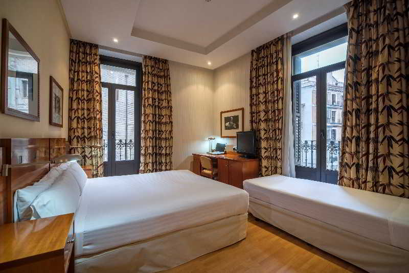 Hotel Petit Palace Preciados 3*