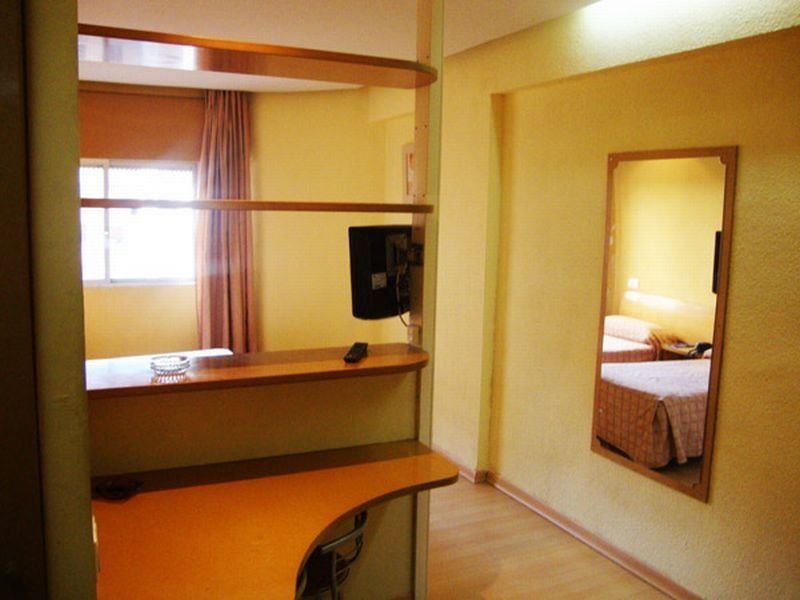Aparthotel Boutique Urban Serrano 2*