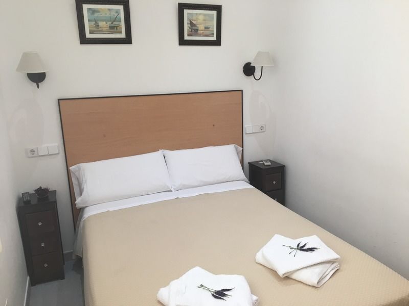 Hostal Lido Hotel
