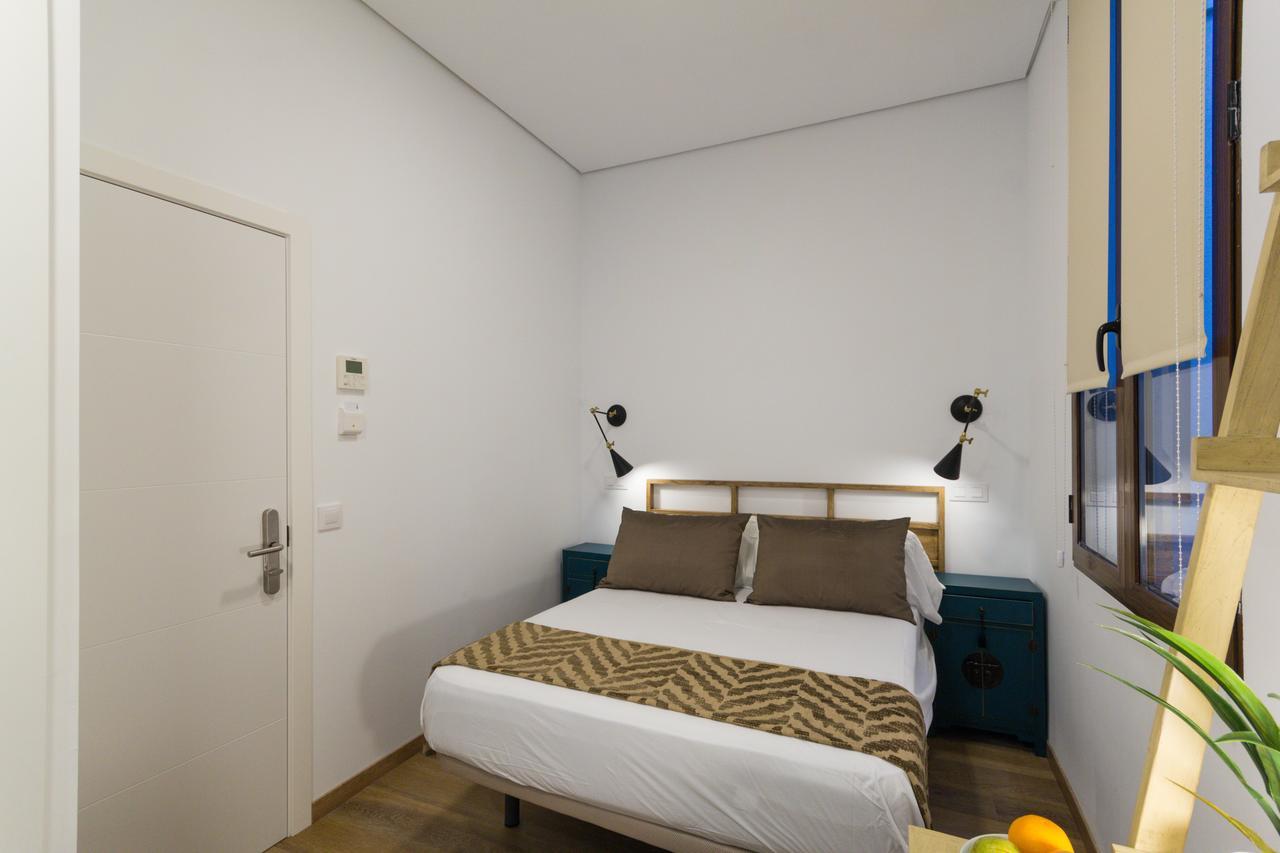 Guest house The Bridge Huertas Madrid