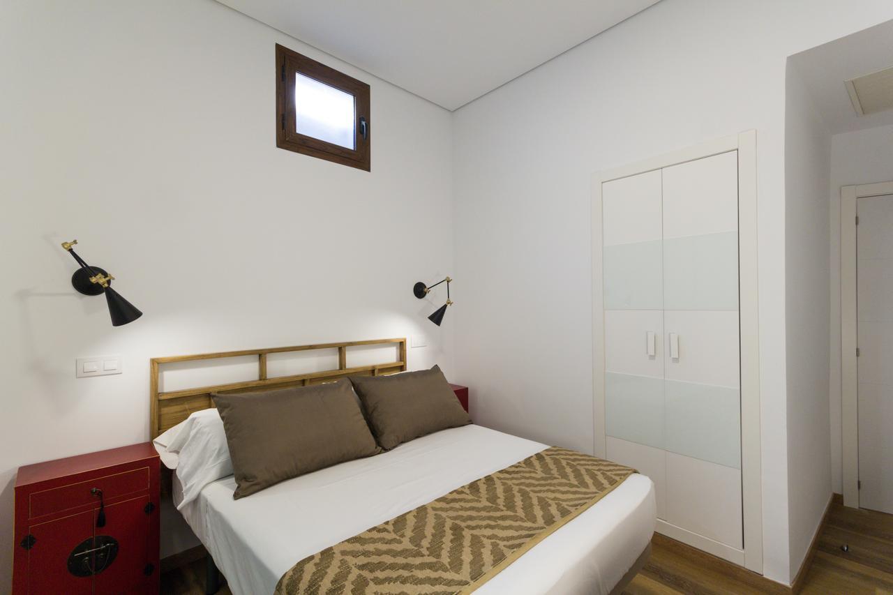 The Bridge Huertas Guest house Madrid