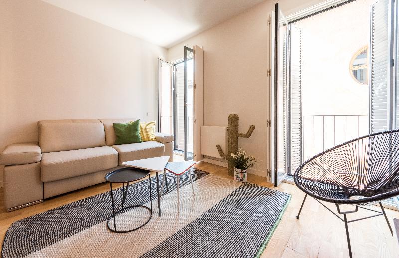 Smartrental Puerta Del Sol Apartment *