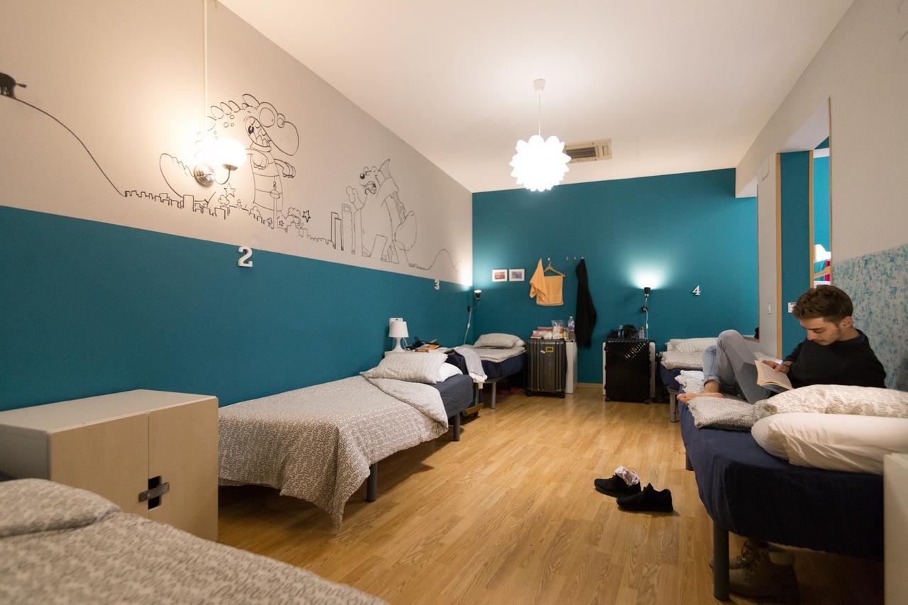 Hostel Onefam Sungate Madrid