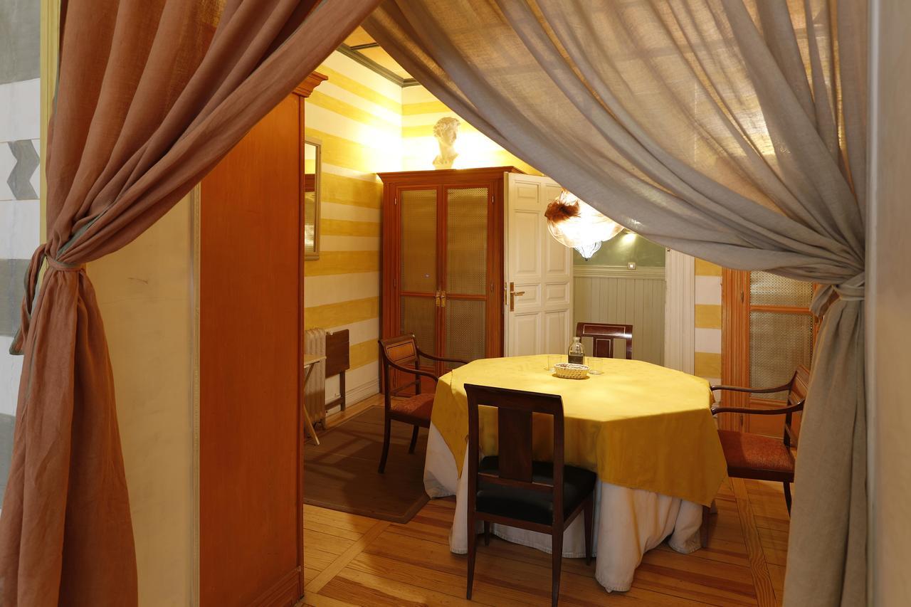 Escala Opera Guest house