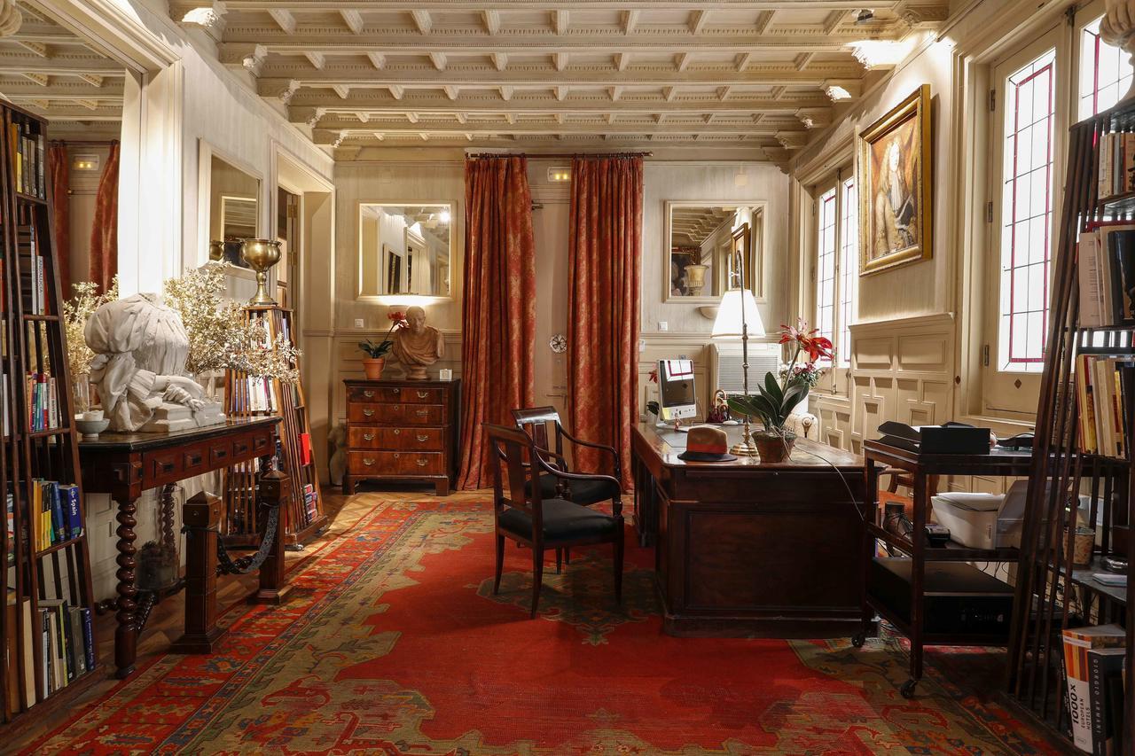 Guest house Escala Opera