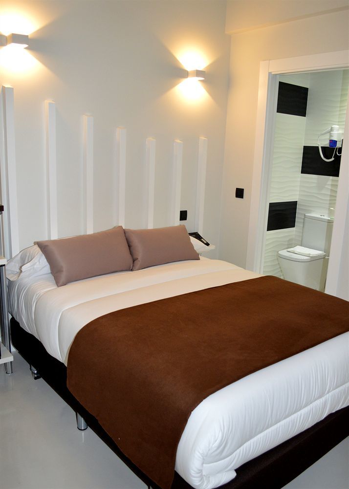 Gran Via 44 Hostel