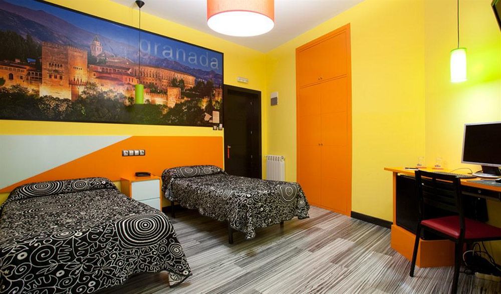 Jc Santa Ana Guest house Madrid