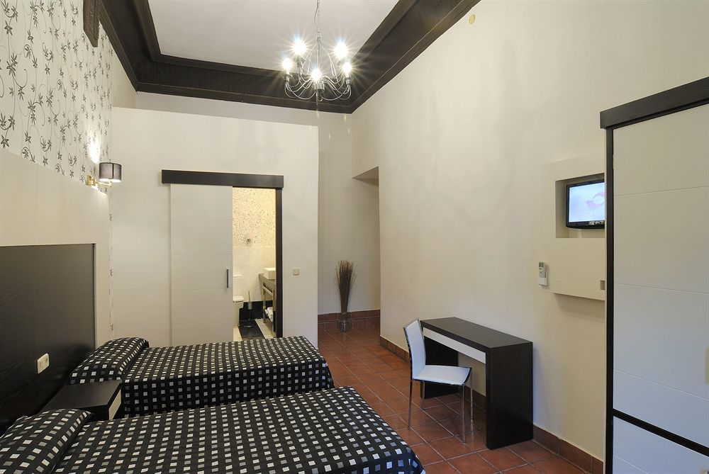 Alhambra 3*