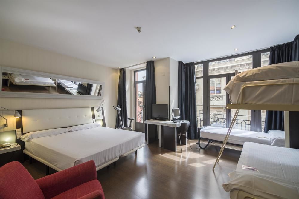 Petit Palace Chueca Hotel 3*