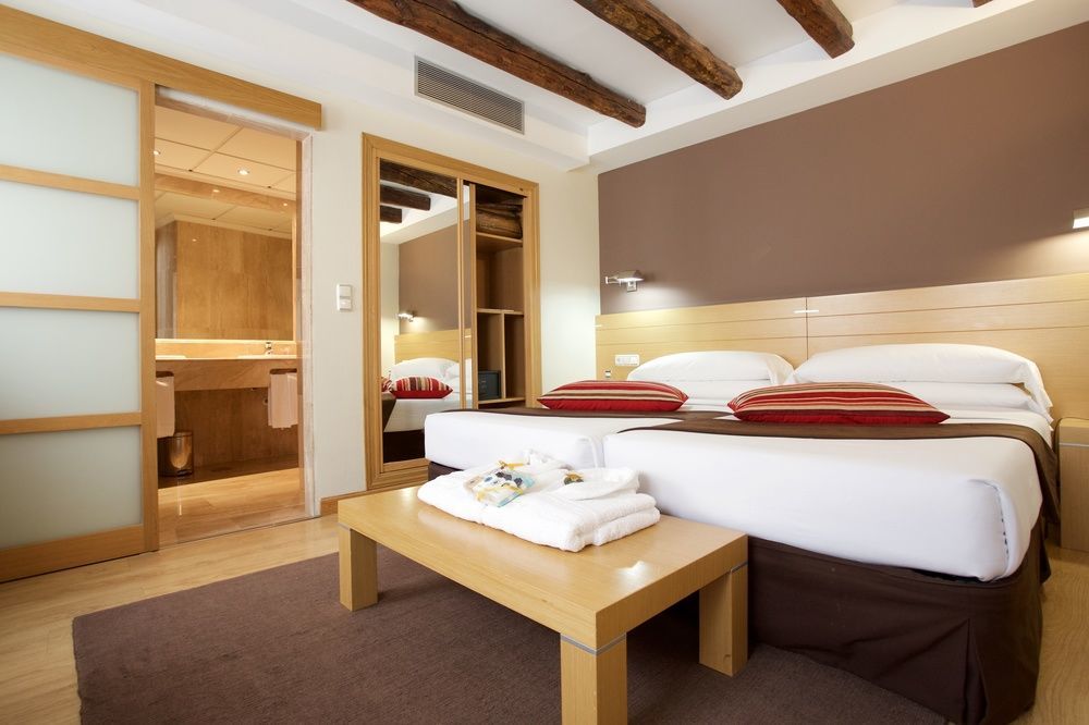 Hotel Francisco I Boutique 4*