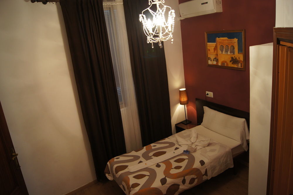 A Nuestra Senora De La Paloma Guest house 2*