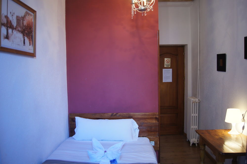 A Nuestra Senora De La Paloma 2* Madrid